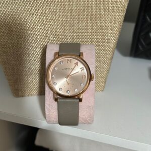 Marc Jacobs Gold and Tan Women's Watch